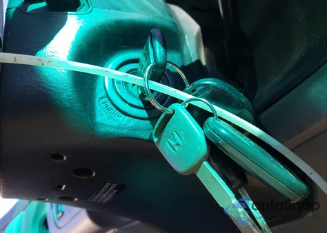 2004 Honda Odyssey Ex from USA, damaged, VIN 5FNRL18654B084966